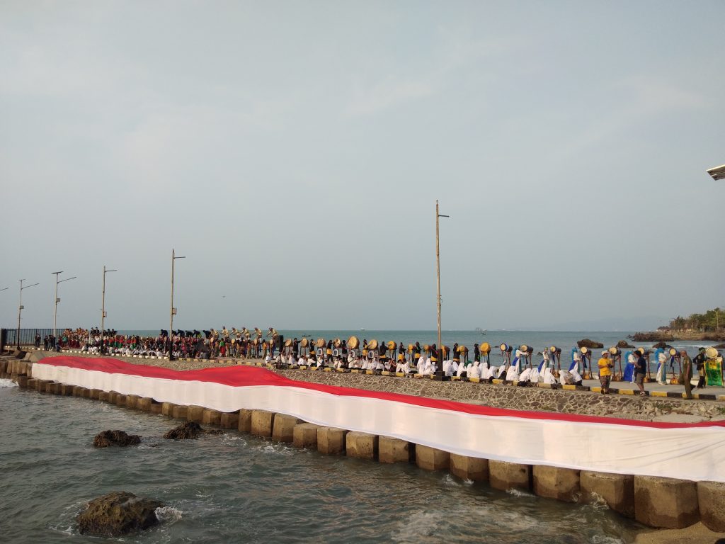 Rampak Beduk di Titik Nol Km. Pulau Jawa